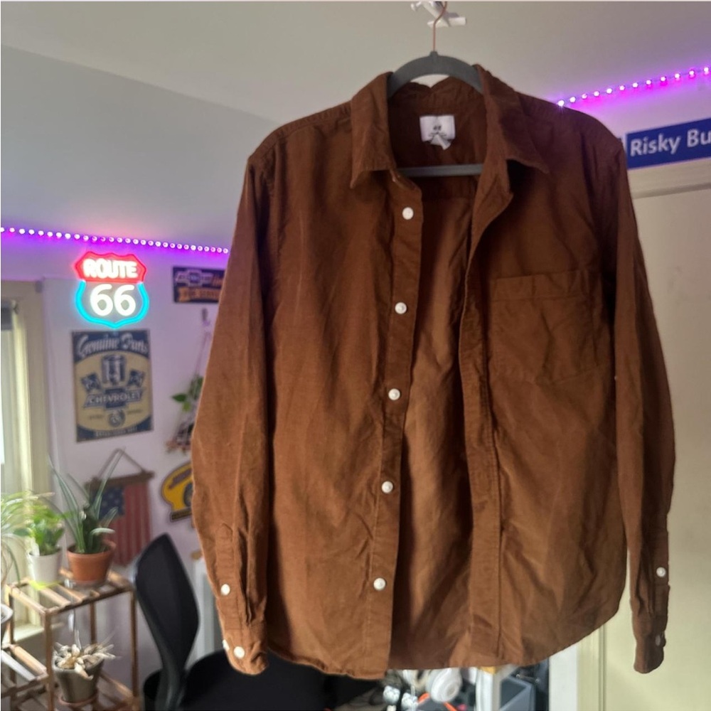 Mahogany Brown Corduroy Button-up Shirt Men’s Small